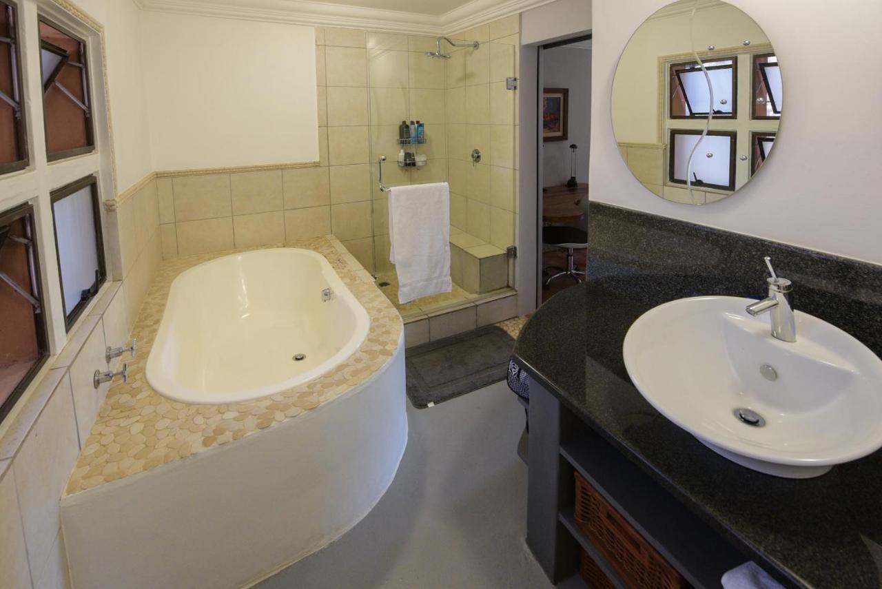 250Onindus Apartment Pretoria Bagian luar foto