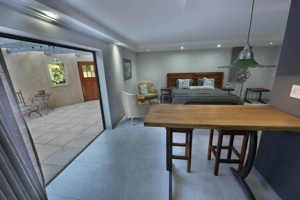 250Onindus Apartment Pretoria Bagian luar foto