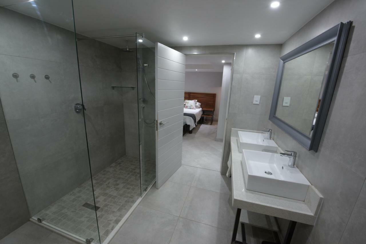 250Onindus Apartment Pretoria Ruang foto